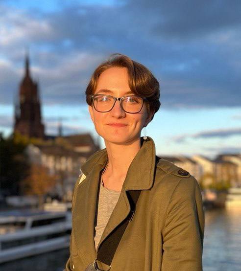 Iryna Hryhorenko, book scout